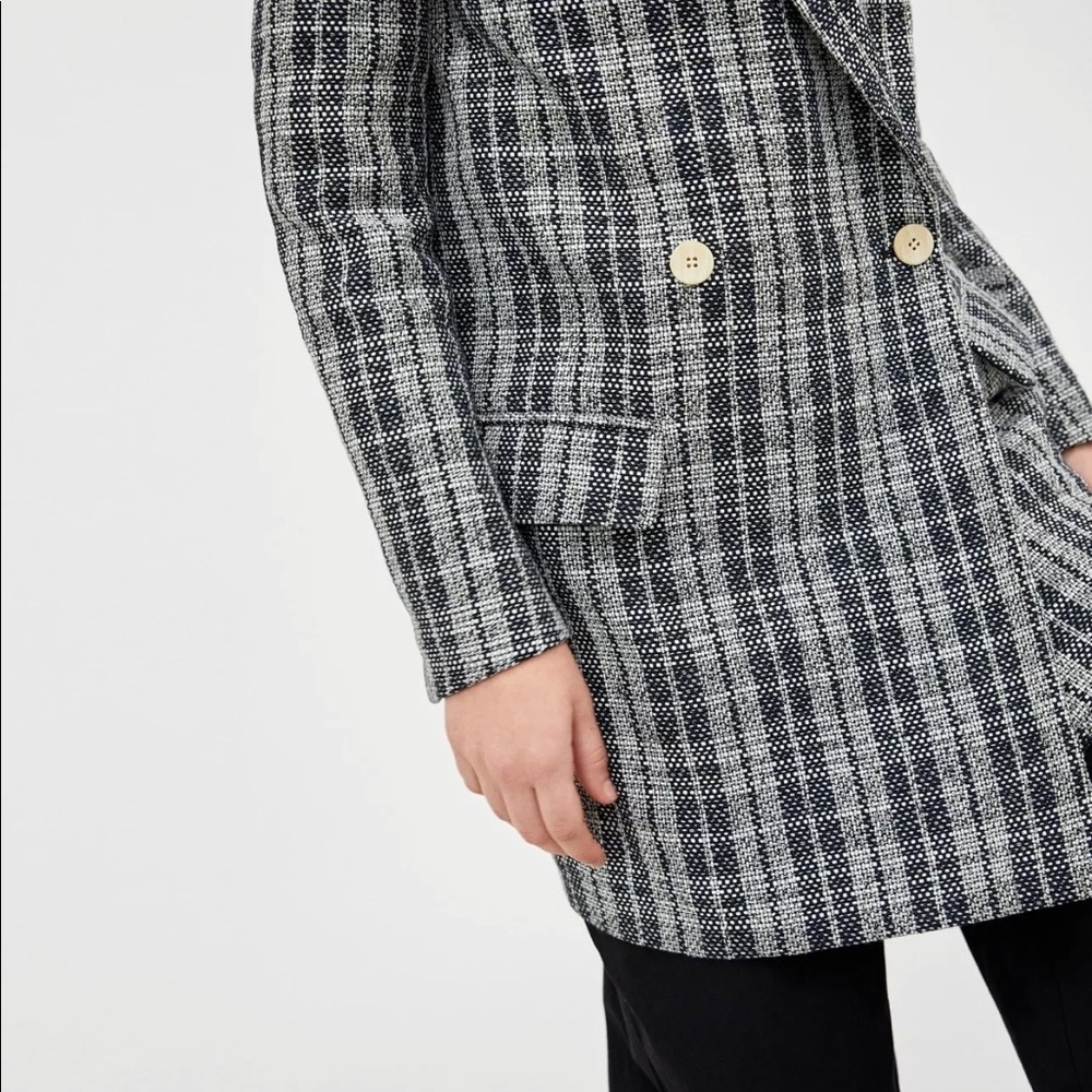 Zara coat - Picture 2 of 3